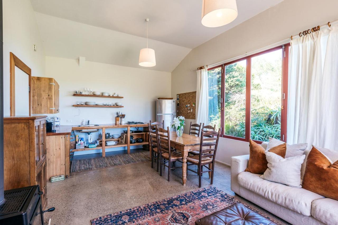 The Vineyard Cottage - Stay Waiheke Onetangi Exterior photo