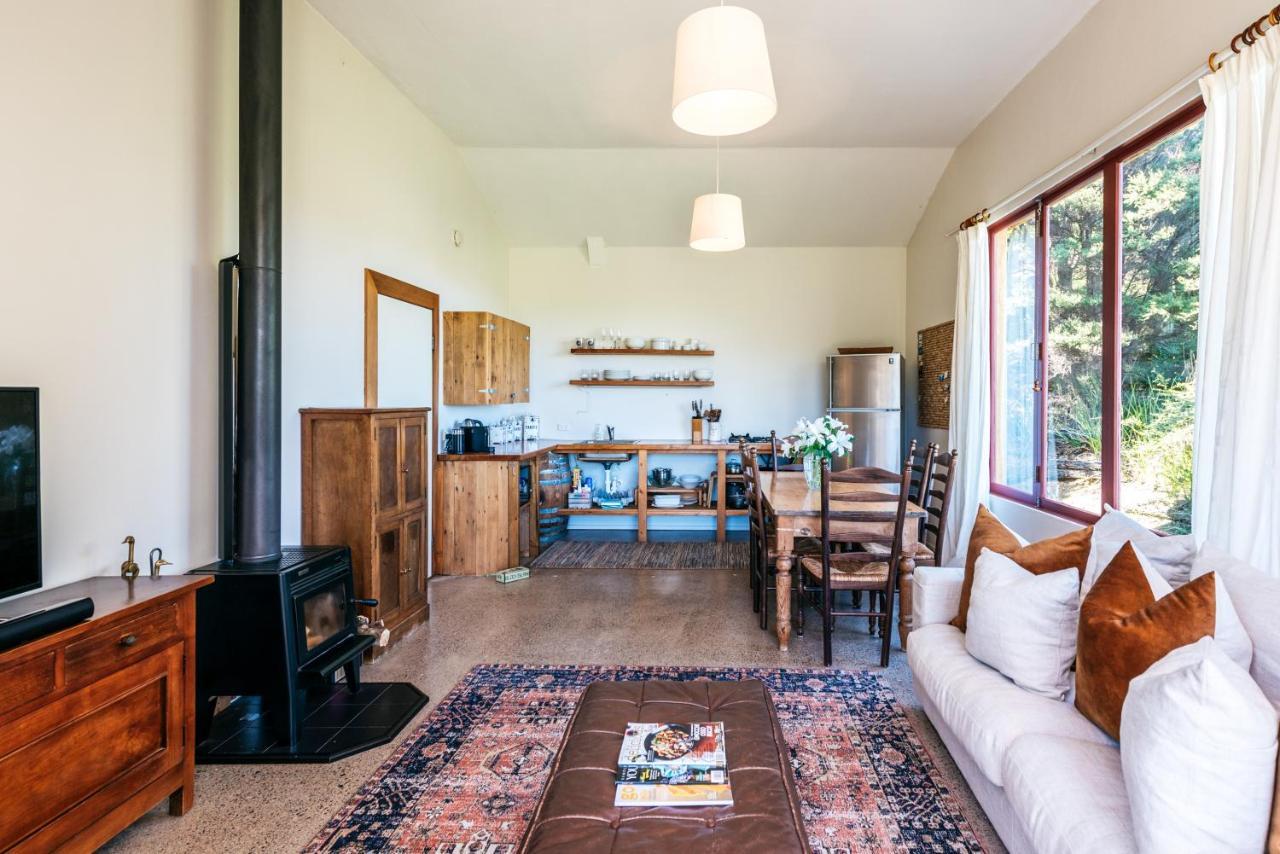 The Vineyard Cottage - Stay Waiheke Onetangi Exterior photo