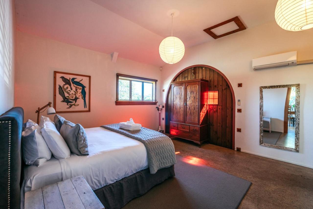 The Vineyard Cottage - Stay Waiheke Onetangi Exterior photo